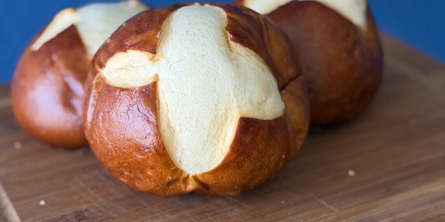 Soft Pretzel Bun