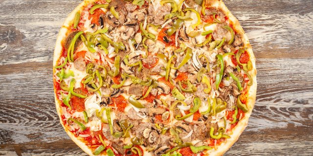 Maola Special Pizza