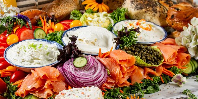 Lox & Bagel Tray