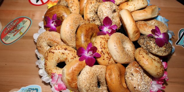 Super Tiki Bagel Platter