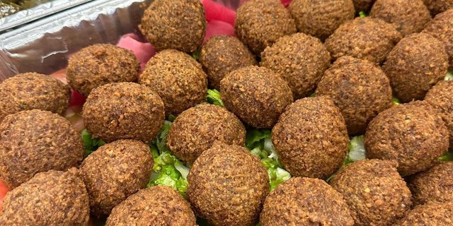 Falafel & Grape Leaves Tray