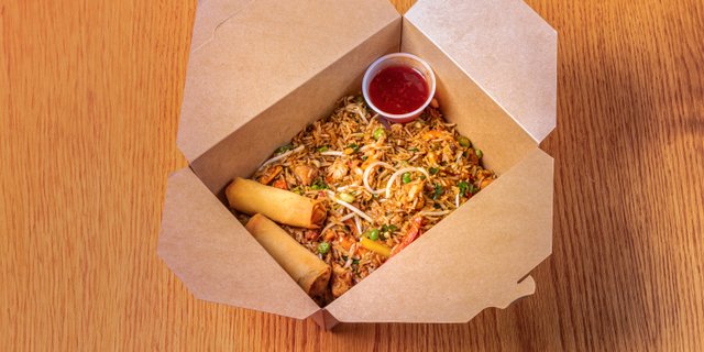 Venezuelan-Style Chinese Rice Platter