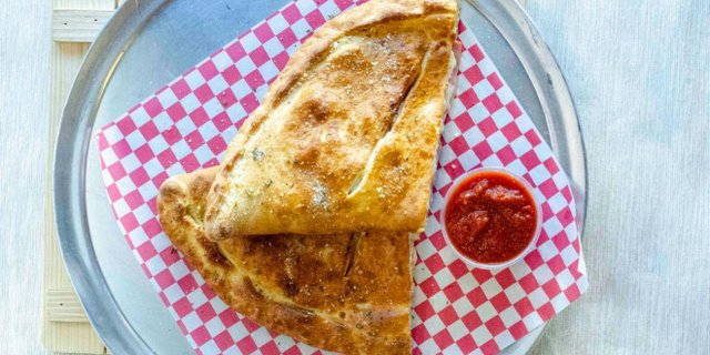 Hawaiian Calzone