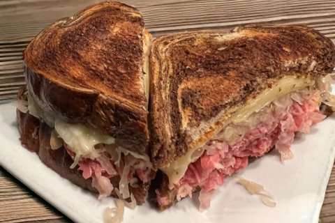 Classic Reuben Sandwich
