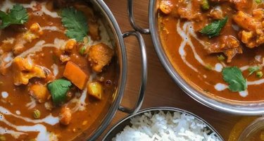 Himalchuli Bar & Grill