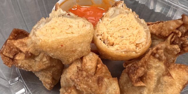 Buffalo Chicken Wontons