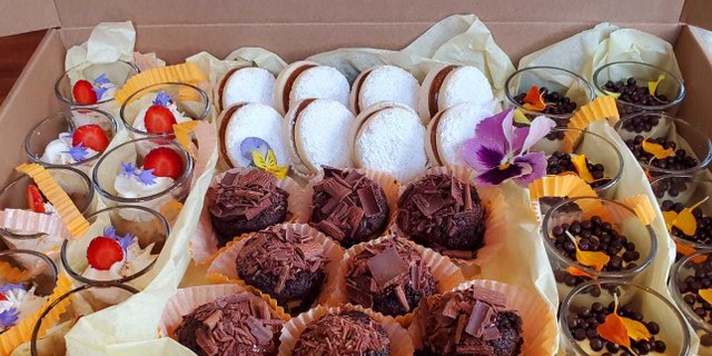 Assorted Dessert Tray