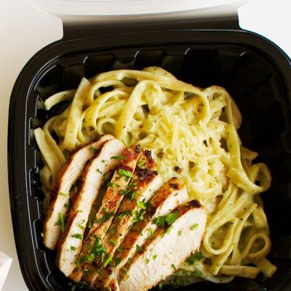 Chicken Pesto Alfredo Pasta