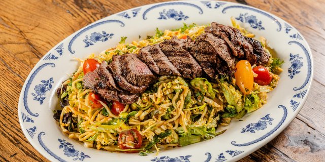 Steak & Noodle Salad
