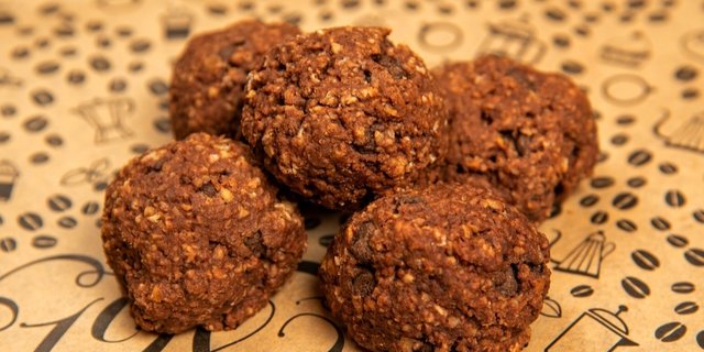 Chocolate Oat Snack