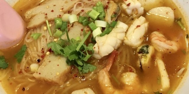 Chicken Tom Yum Noodle
