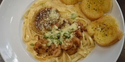 Crab Cake & Shrimp Alfredo