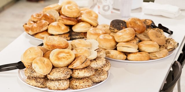 Freshly Baked Bagel & Schmear Platter
