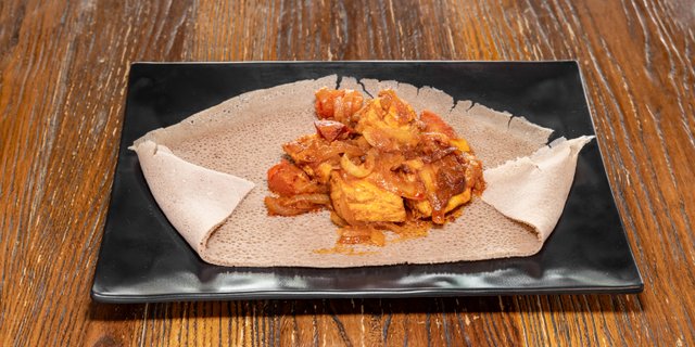 Salmon Tebsi