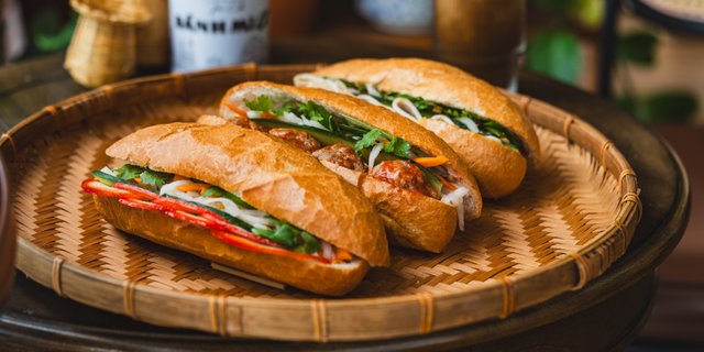 Whole Banh Mi