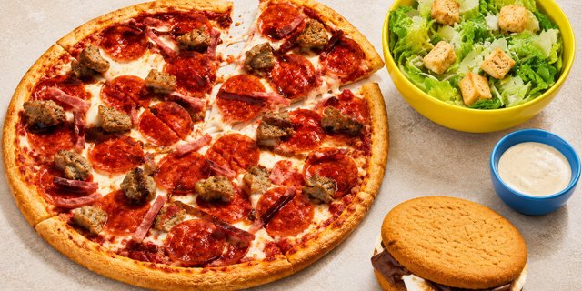 Deluxe 11" Signature Pizza Boxed Lunch