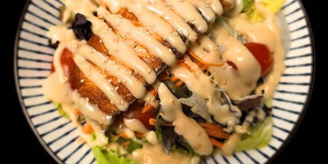 Grilled Salmon Salad