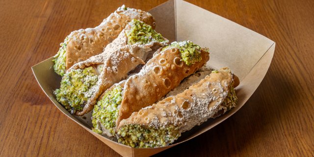 Cannoli