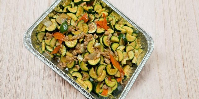 Stir Fried Zucchini w/ Pork Party Tray