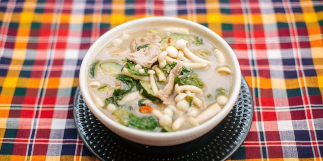 Gaeng Hed Isan Deun Dong