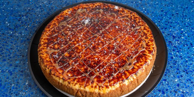 10" Salted Caramel Cheesecake