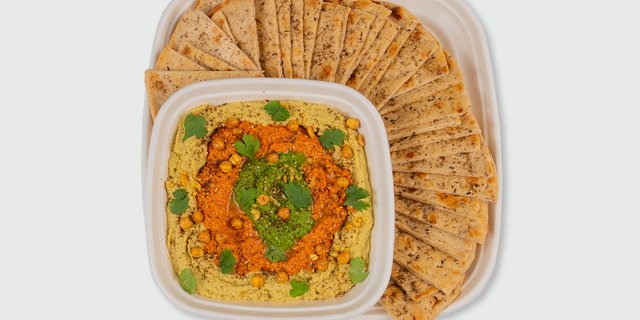 Mediterranean Hummus Platter