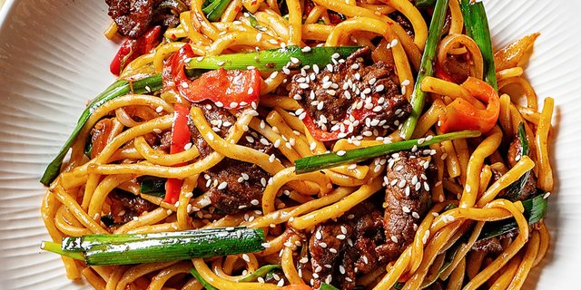 Korma Chop — Stir-Fried Noodles