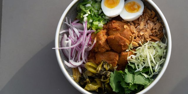 Shan Noodles Treasure Box