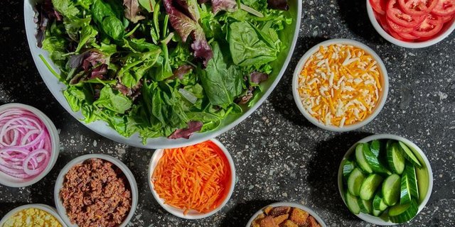 Build-Your-Own Salad Bar