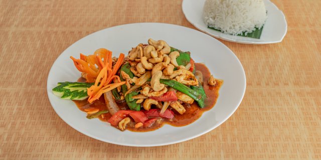 Cashew Nut Stir-Fried