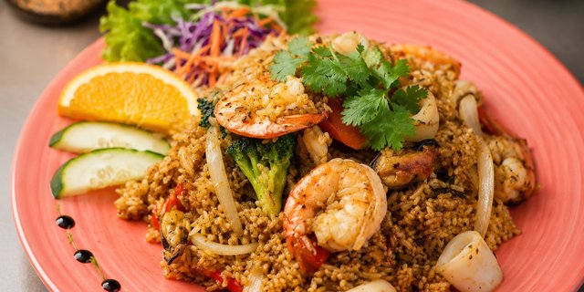 Chili Fried Rice w/ Prawns