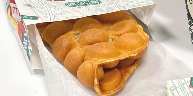 Classic Egg Waffle