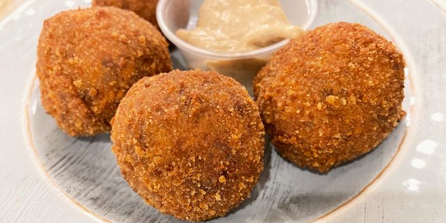 Boudin Balls