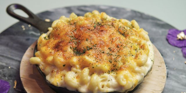 Baked Mac & Cheese