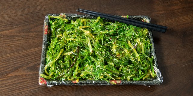 Seaweed Salad Tray