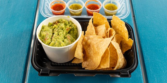 Chips & Guac