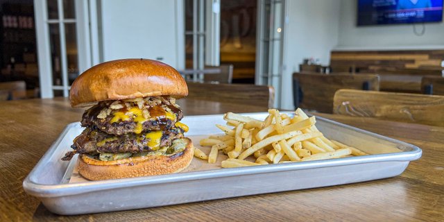 BBQ Big Boy Burger
