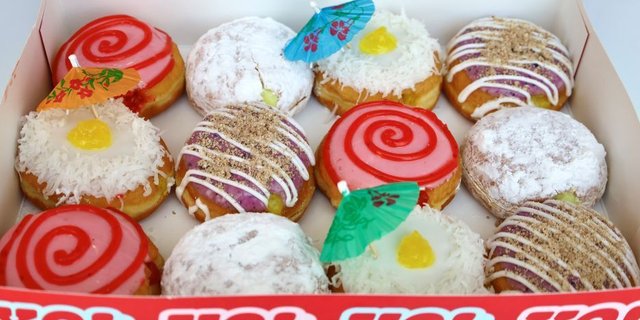 Summer Donuts Dozen