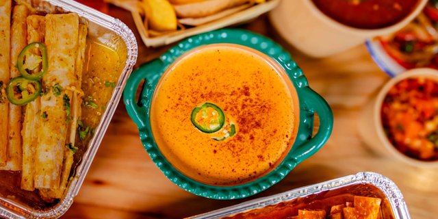Melting Pot Cheese Dip