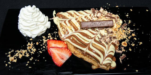 Kitkat Hazelnut Crepe/Waffle