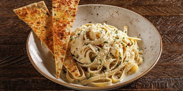 Fettucine Alfredo