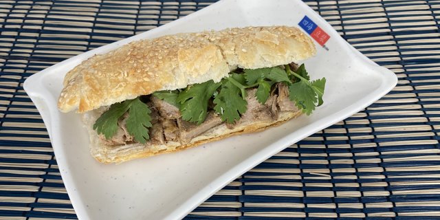 Marinated Pork Sandwich (豬肉醬肉燒餅)