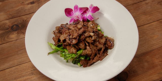 Beef Broccolini