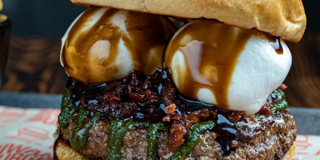 Mama Mia Burger
