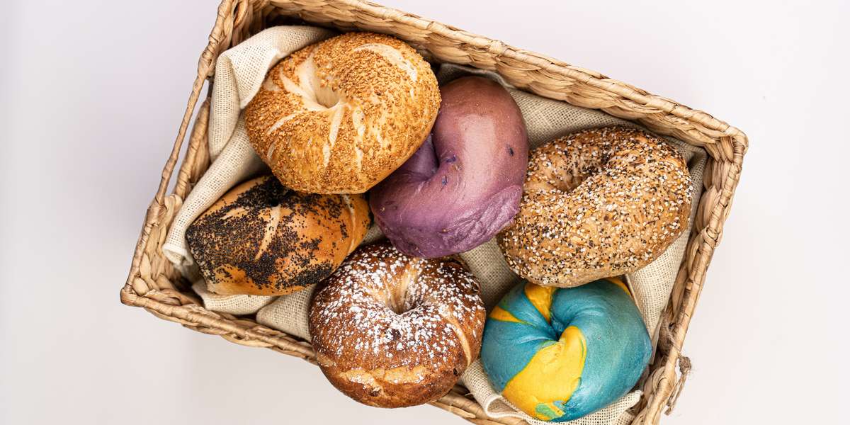 Carlos' Bagel Shop