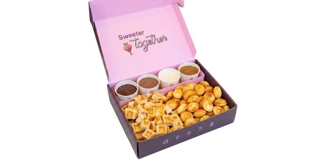 Waffle & Mini Pancakes Catering Box