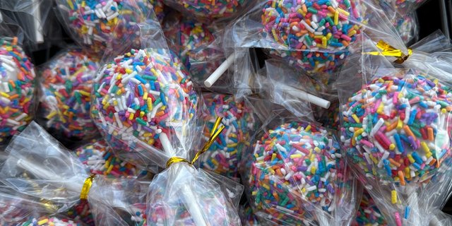 Vanilla Cake Pops