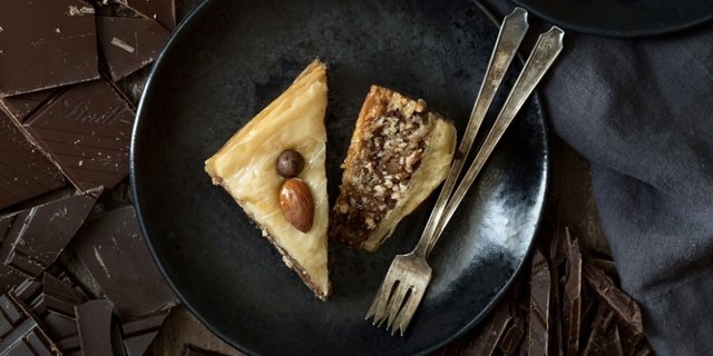 Chocolate Almond Baklava Box