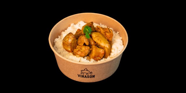 Coconut Chicken Curry Steamed Rice Bowl