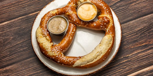Jumbo Bavarian Pretzel
